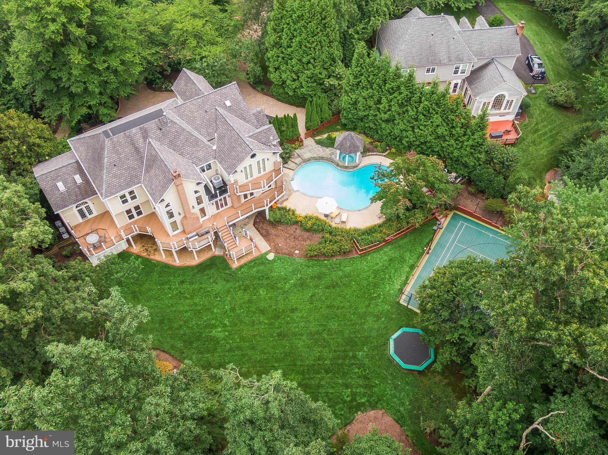 1236 Tottenham Court Reston, VA 20194 - Photo 75 of 82 Gallery Image 75