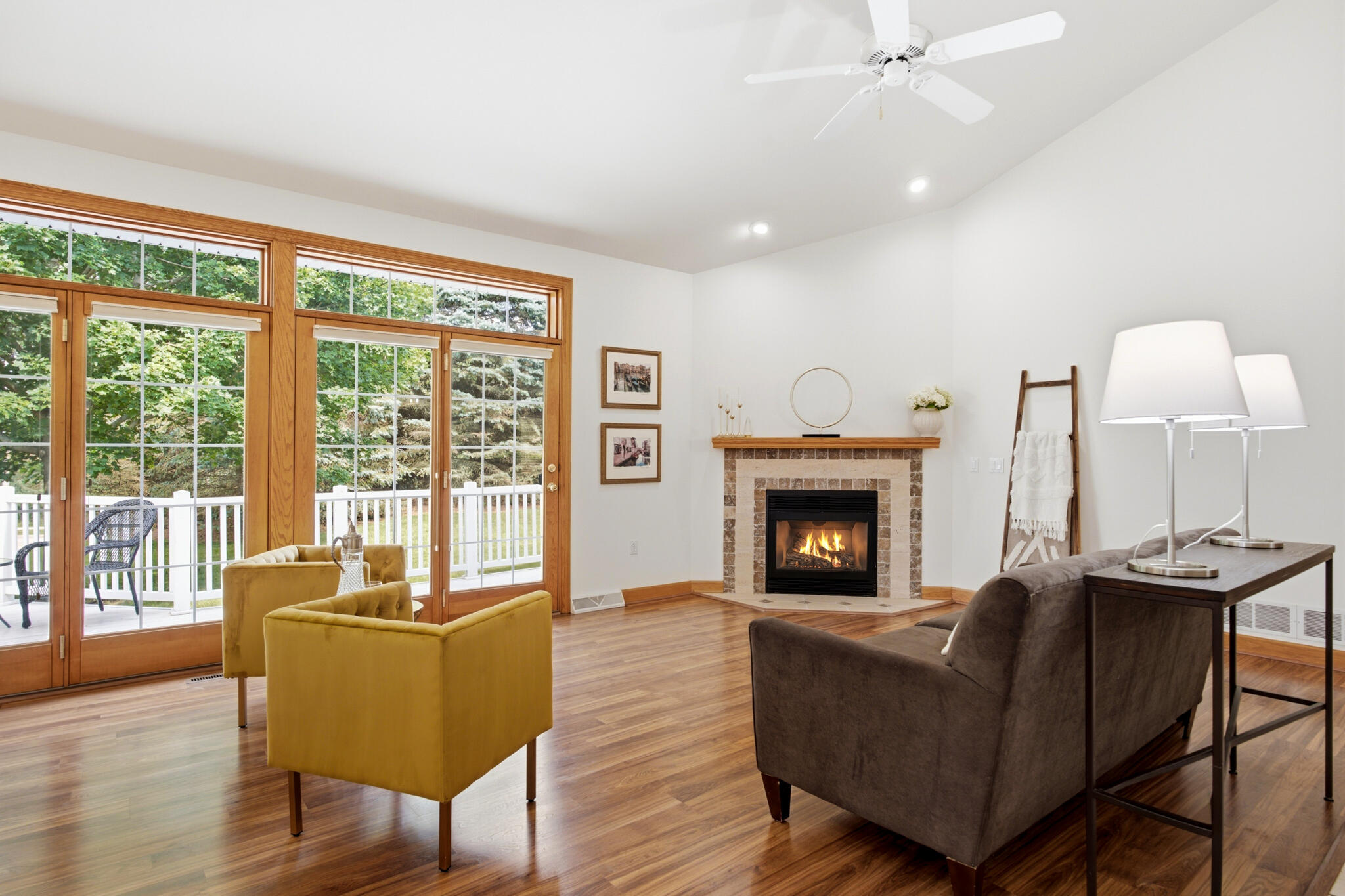 291 Cardinal Lane Hartland, WI 53029 - Photo 5 of 20 Living Room