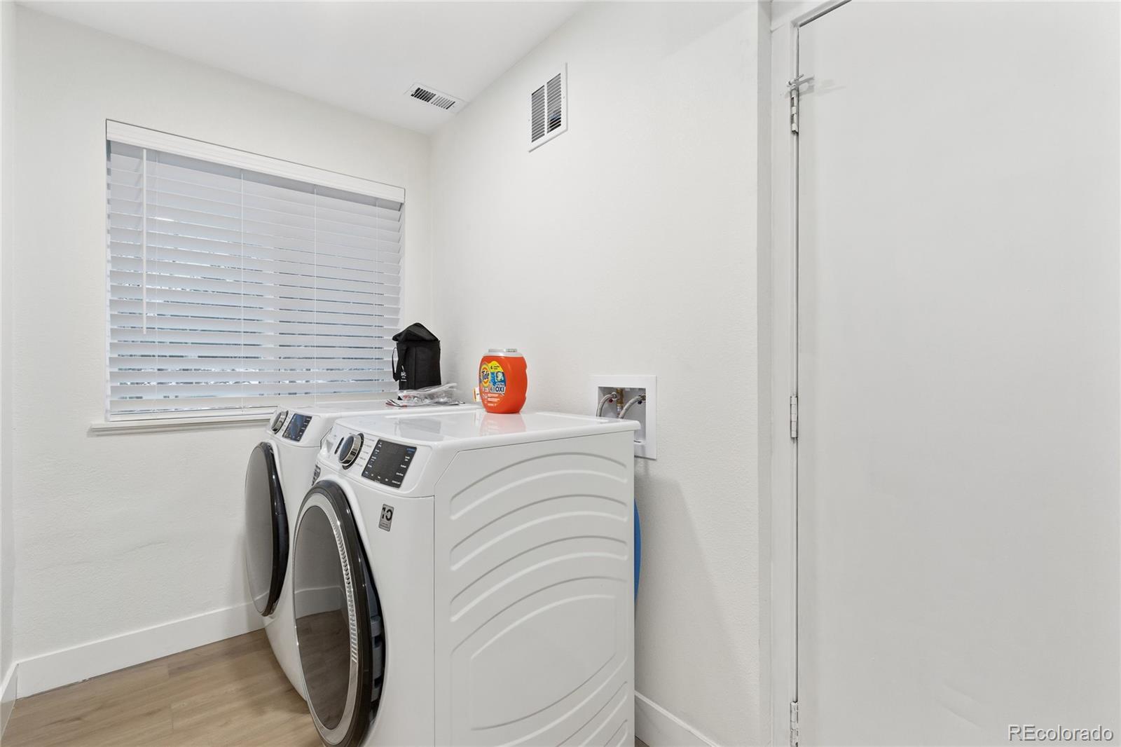 29 South Pine Drive Bailey, CO 80421 - Photo 25 of 27 a bathroom with a sink and a window