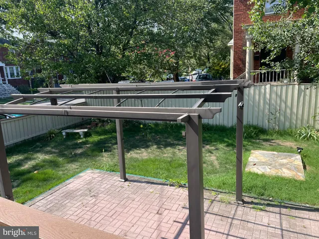 $3,000 | 2011 27th Street South, Arlington, VA 22206