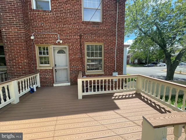 $3,000 | 2011 27th Street South, Arlington, VA 22206