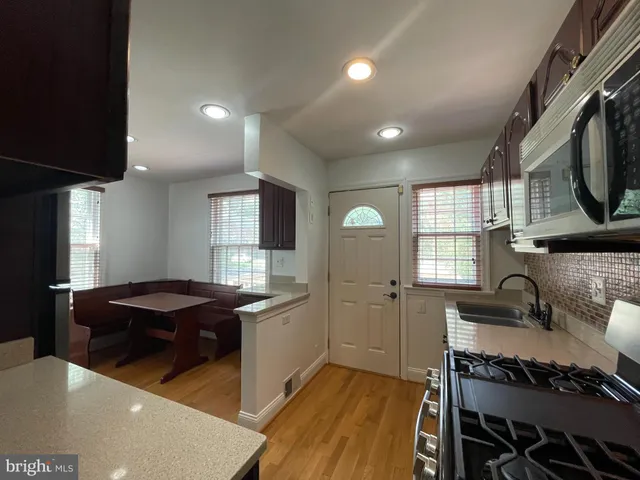 $3,000 | 2011 27th Street South, Arlington, VA 22206