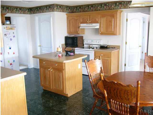 7453 Farmers Road Pensacola, FL 32526 - Photo 6 of 12 Gallery Image 6