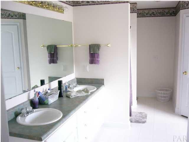 7453 Farmers Road Pensacola, FL 32526 - Photo 8 of 12 Gallery Image 8