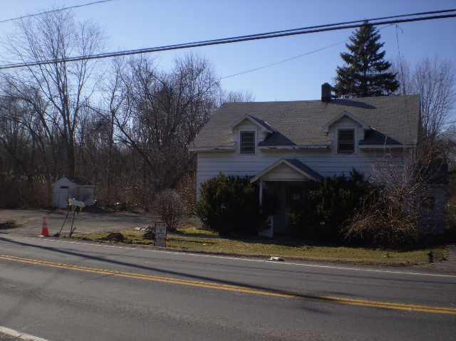 595 Rte 9W Bethlehem, NY 12077 - Photo 6 of 9 Photo 6