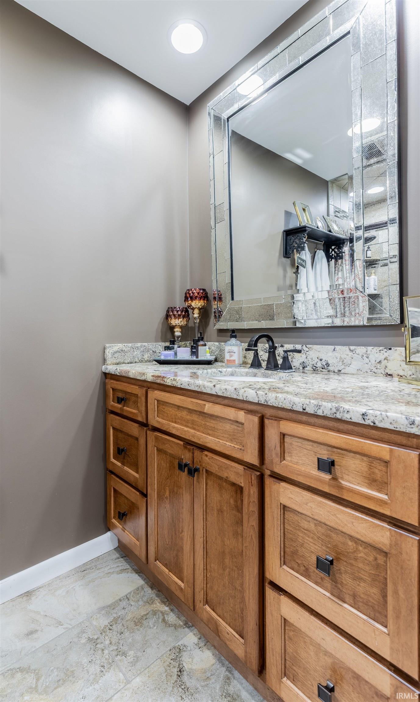 5508 Stringtown Road Evansville, IN 47711 - Photo 18 of 36 Gallery Image 18