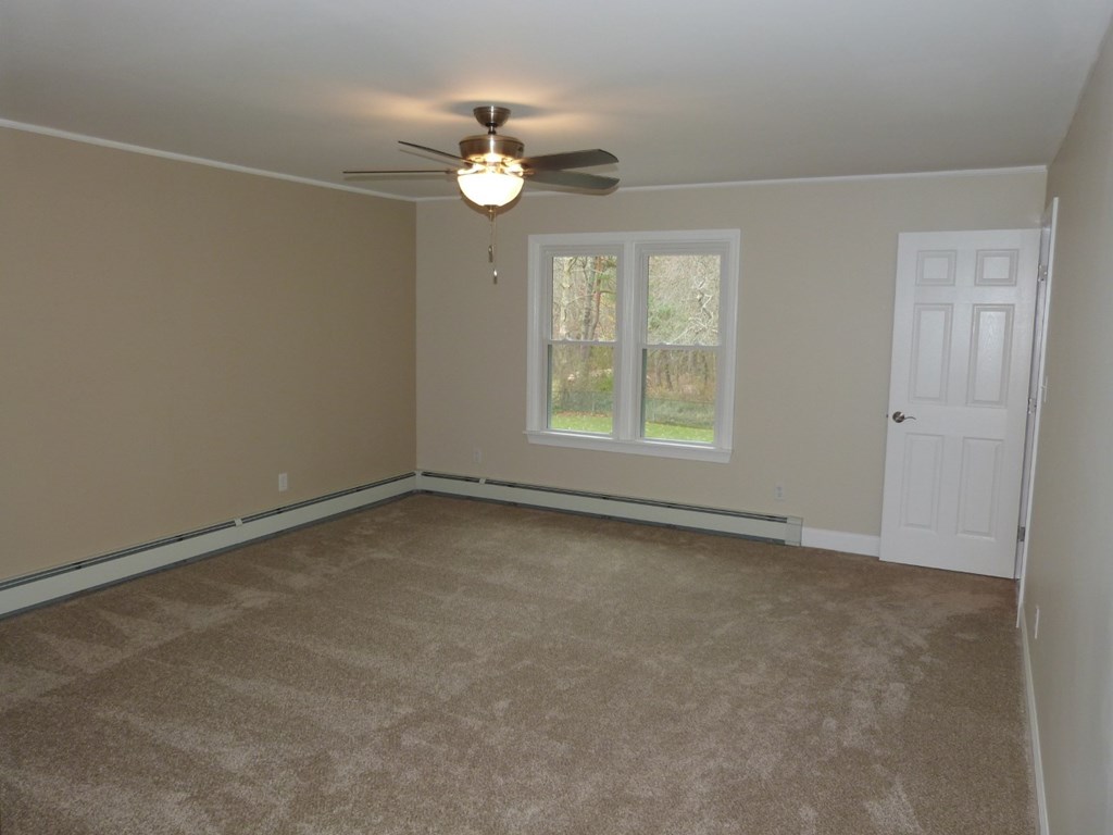 1463 Pittsburgh Road Franklin, PA 16323 - Photo 20 of 32 an empty room with window