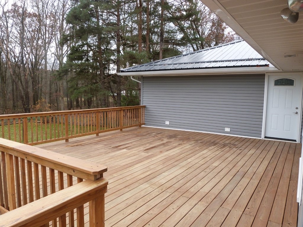 1463 Pittsburgh Road Franklin, PA 16323 - Photo 31 of 32 a view of a wooden deck