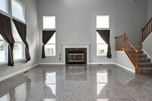 $4,000 | 5495 Chapel Hill, Gurnee, IL 60031