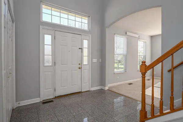 $4,000 | 5495 Chapel Hill, Gurnee, IL 60031