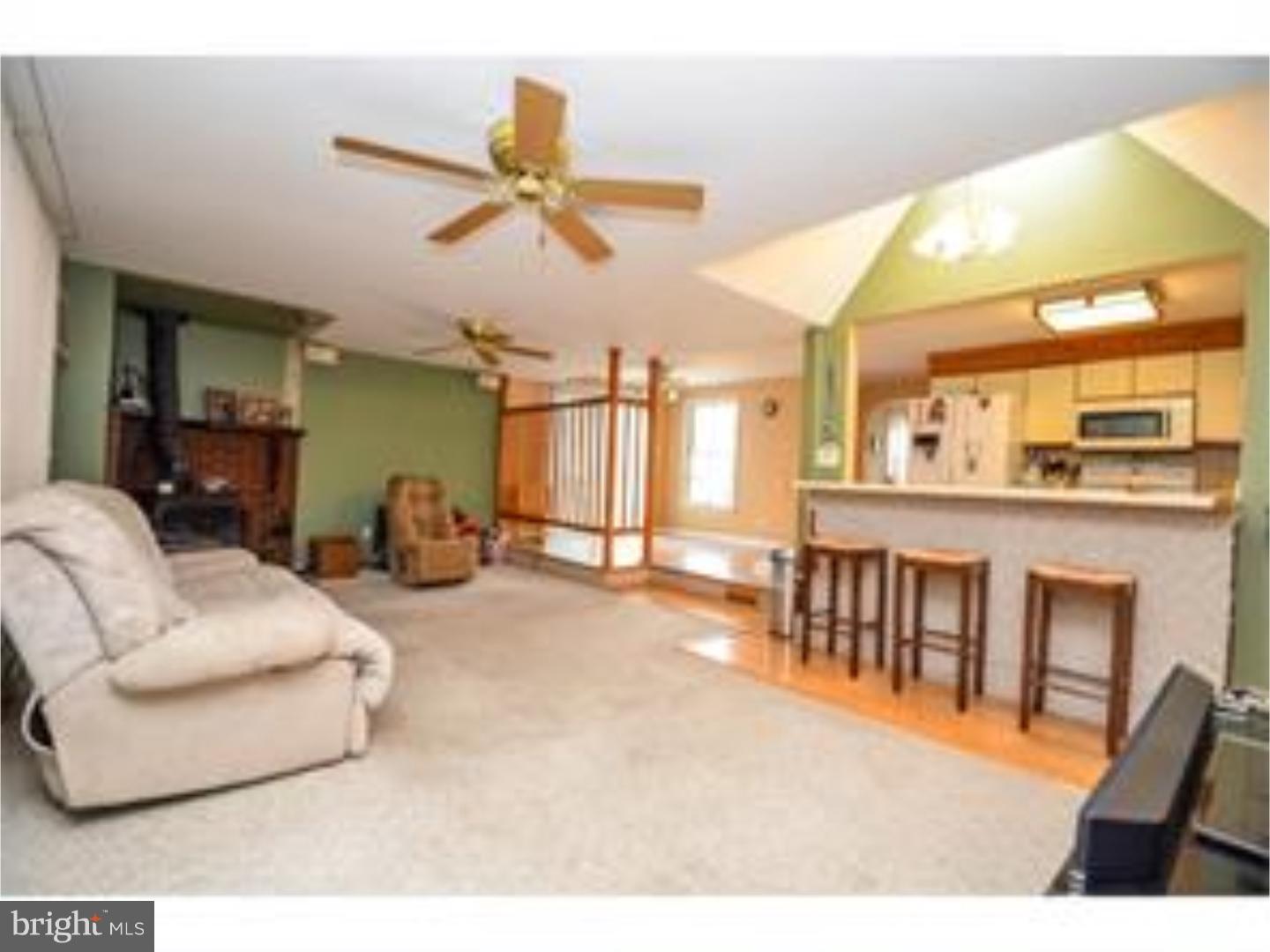 37 Shirley Road Hatboro, PA 19040 - Photo 2 of 6
