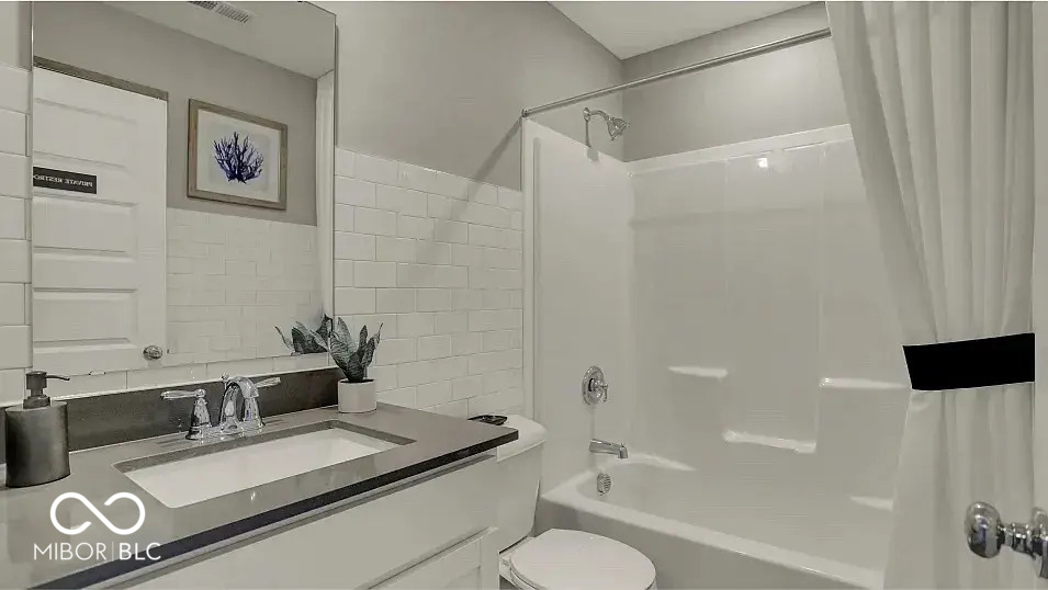 15386 Alperton Road Fishers, IN 46037 - Photo 23 of 34