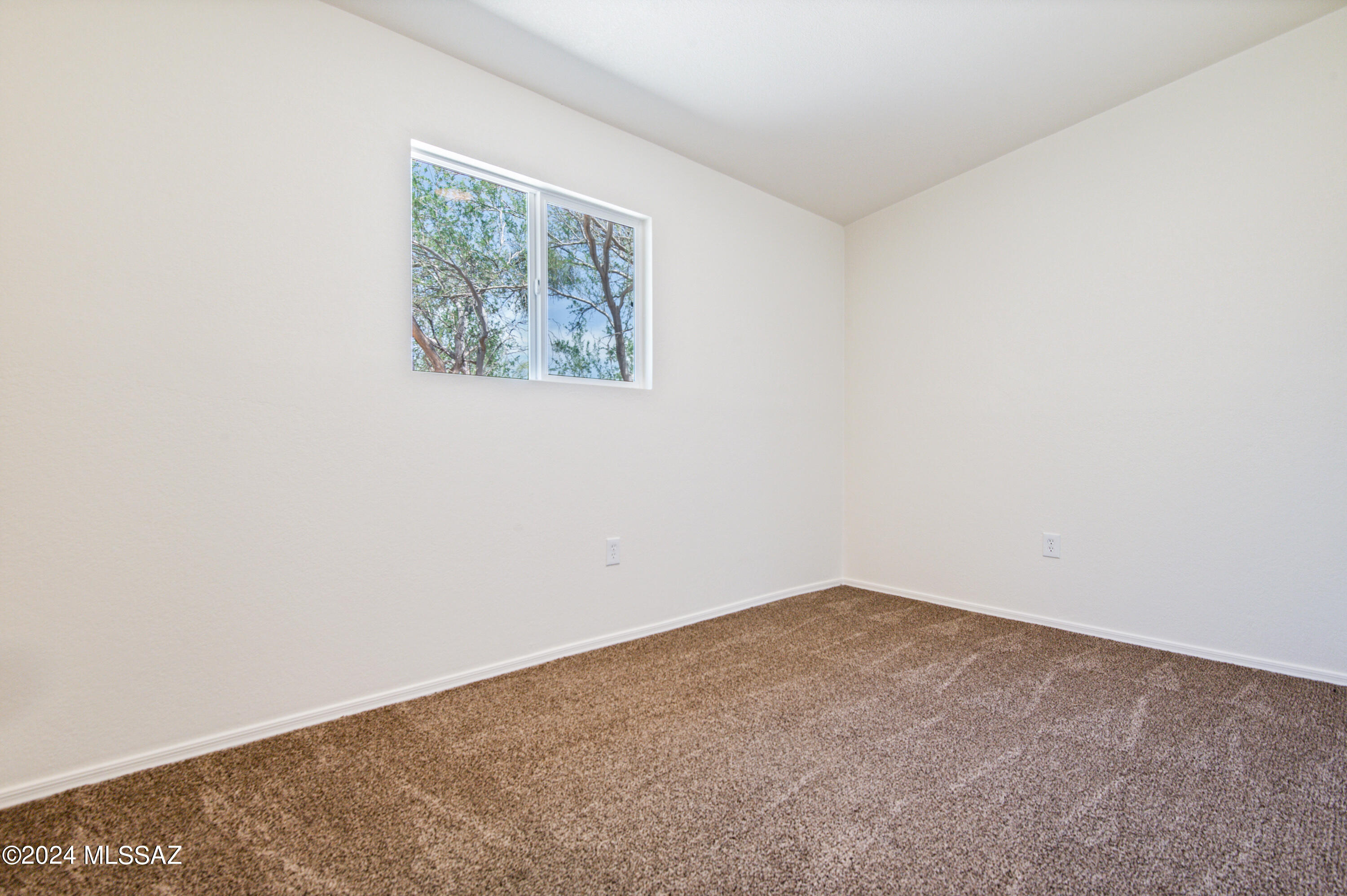 13332 West Trail Dust Road Tucson, AZ 85743 - Photo 13 of 25 Gallery Image 13
