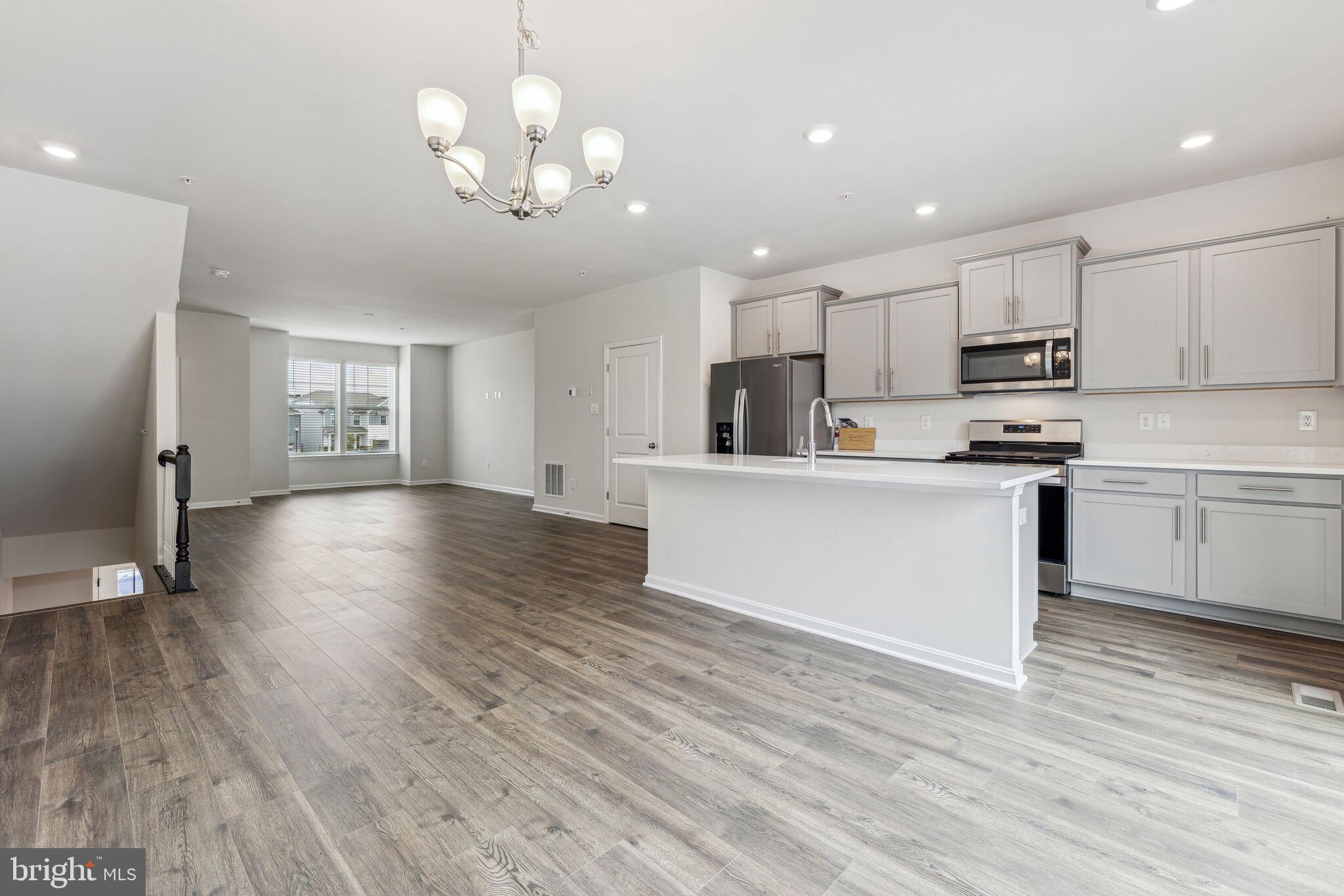 440 Herringbone Way Frederick, MD 21701 - Photo 2 of 16