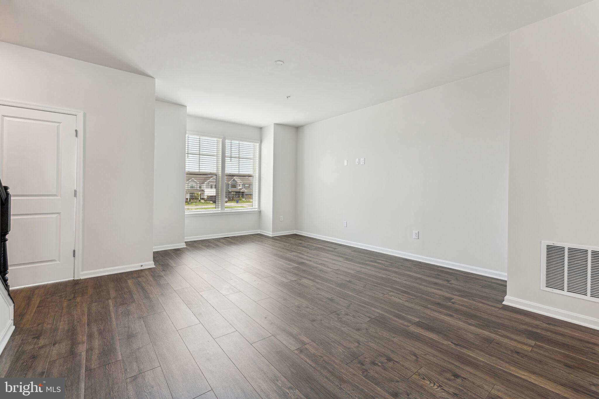 440 Herringbone Way Frederick, MD 21701 - Photo 4 of 16