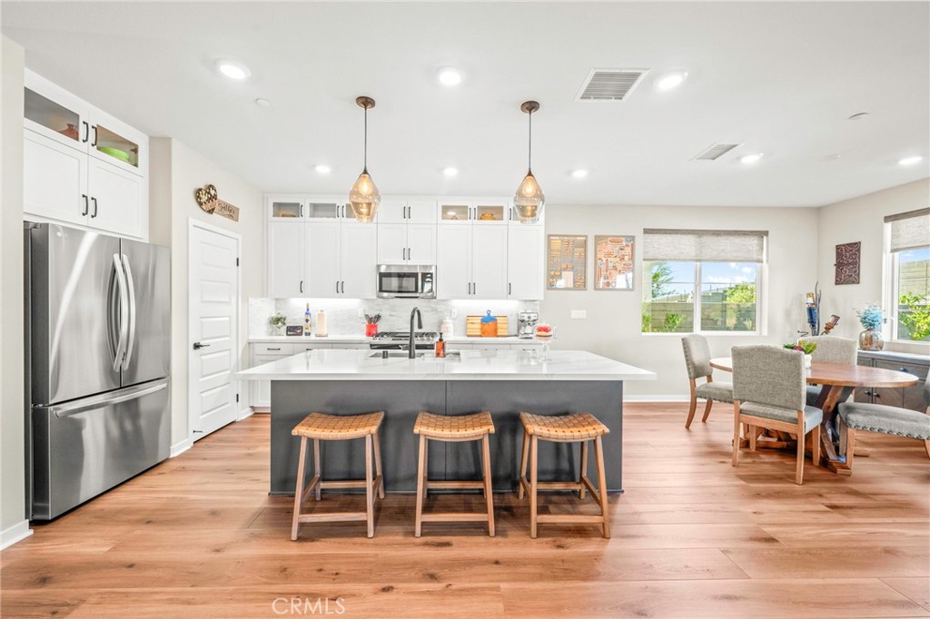 1281 Roots Way Rancho Mission Viejo, CA 92694 - Photo 2 of 75 upgraded kitchen