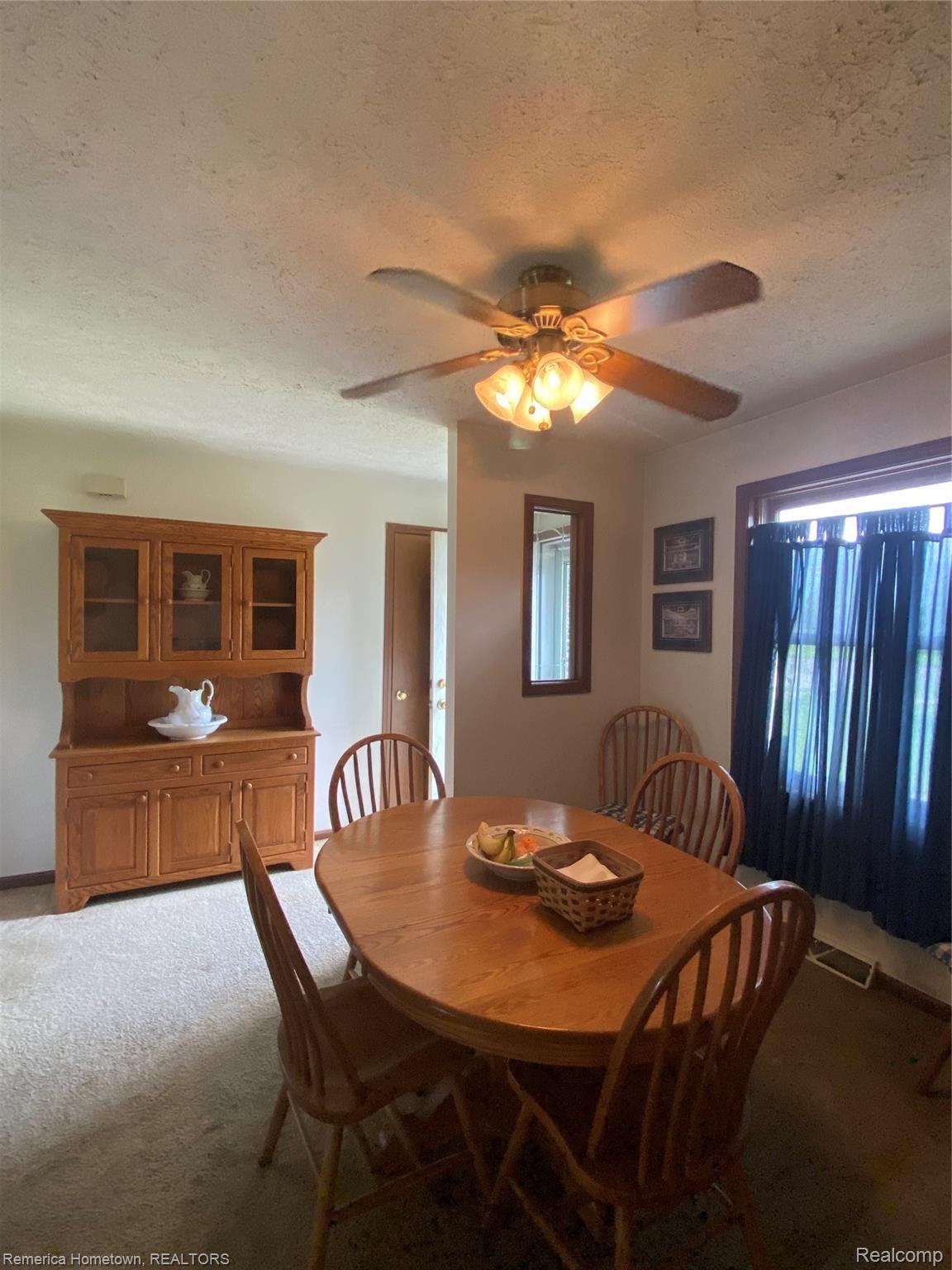 34228 Van Born Road Wayne, MI 48184 - Photo 4 of 25 C5A3D962-D6FA-4AA0-A13A-B6F3309B2044.jpeg