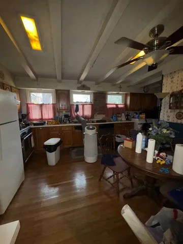 $299,900 | 218 North Woodlawn Street, Wheaton, IL 60187