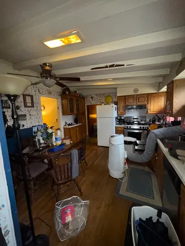 $299,900 | 218 North Woodlawn Street, Wheaton, IL 60187