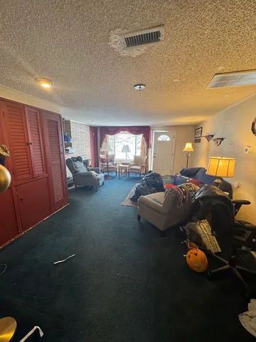 $299,900 | 218 North Woodlawn Street, Wheaton, IL 60187