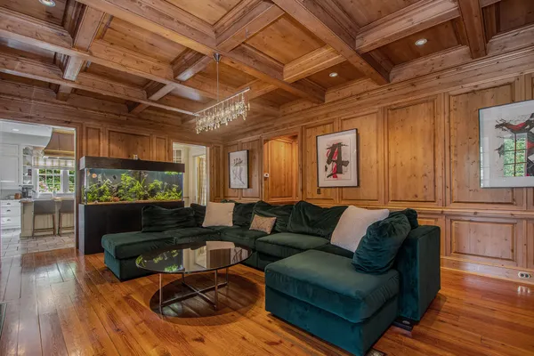 $5,800,000 | 1995 San Lu Rae Drive Southeast, East Grand Rapids, MI 49506