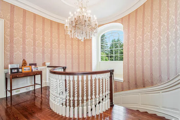 $5,800,000 | 1995 San Lu Rae Drive Southeast, East Grand Rapids, MI 49506