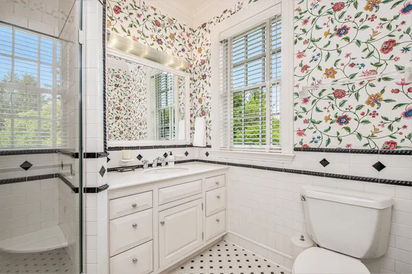 $5,800,000 | 1995 San Lu Rae Drive Southeast, East Grand Rapids, MI 49506