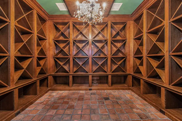 $5,800,000 | 1995 San Lu Rae Drive Southeast, Grand Rapids, MI 49506