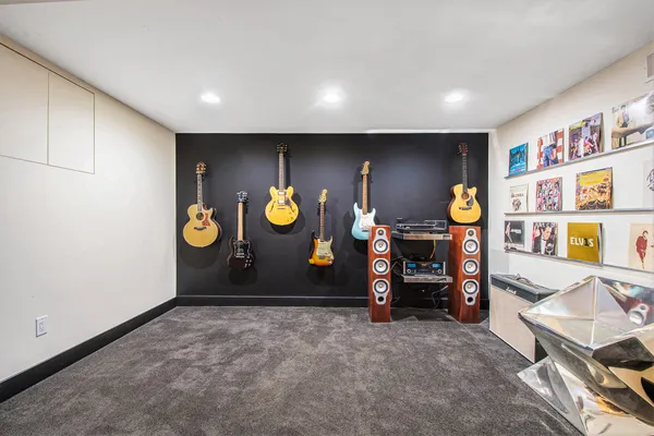 $5,800,000 | 1995 San Lu Rae Drive Southeast, East Grand Rapids, MI 49506