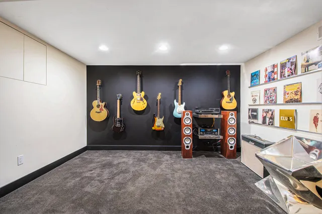 $5,800,000 | 1995 San Lu Rae Drive Southeast, Grand Rapids, MI 49506