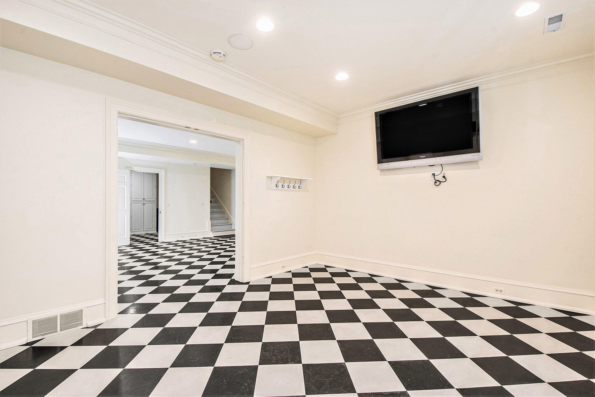 1995 San Lu Rae Drive Southeast East Grand Rapids, MI 49506 - Photo 37 of 51 36 Execrise-Craft Room