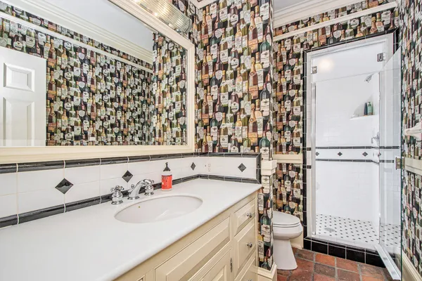 $5,800,000 | 1995 San Lu Rae Drive Southeast, East Grand Rapids, MI 49506