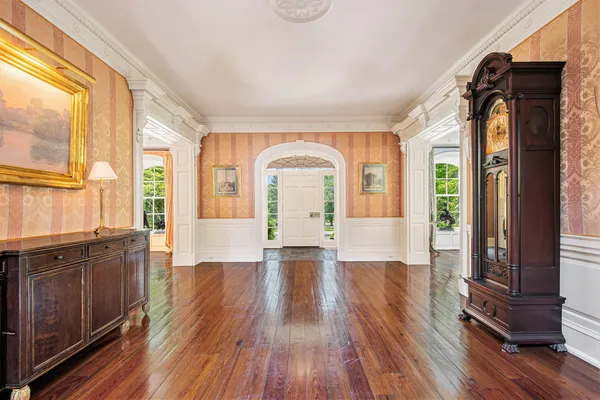 $5,800,000 | 1995 San Lu Rae Drive Southeast, East Grand Rapids, MI 49506