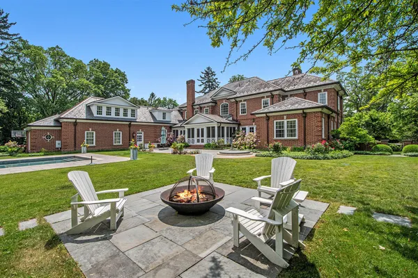 $5,800,000 | 1995 San Lu Rae Drive Southeast, East Grand Rapids, MI 49506