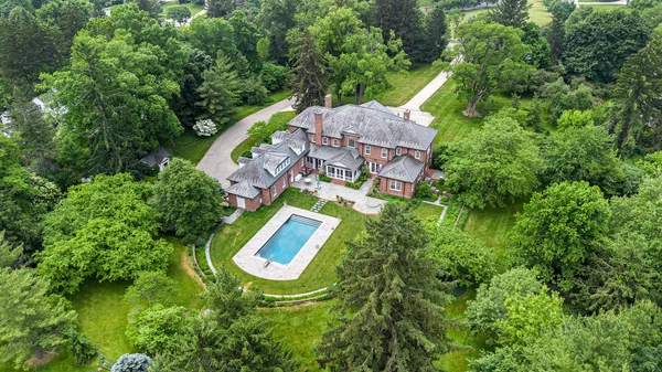 $5,800,000 | 1995 San Lu Rae Drive Southeast, East Grand Rapids, MI 49506