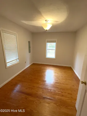 $199,900 | 403 Styrontown Beach Road, Oriental, NC 28571