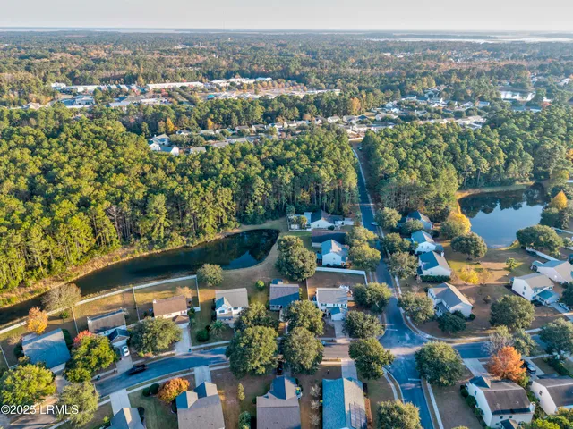 $405,000 | 13 Hidden Lakes Lane, Bluffton, SC 29910