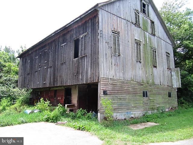 807 Fish And Game Road Littlestown, PA 17340 - Photo 5 of 50 Barn