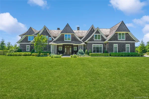 $225,000 | 29 Wood Edge Court, Water Mill, NY 11976