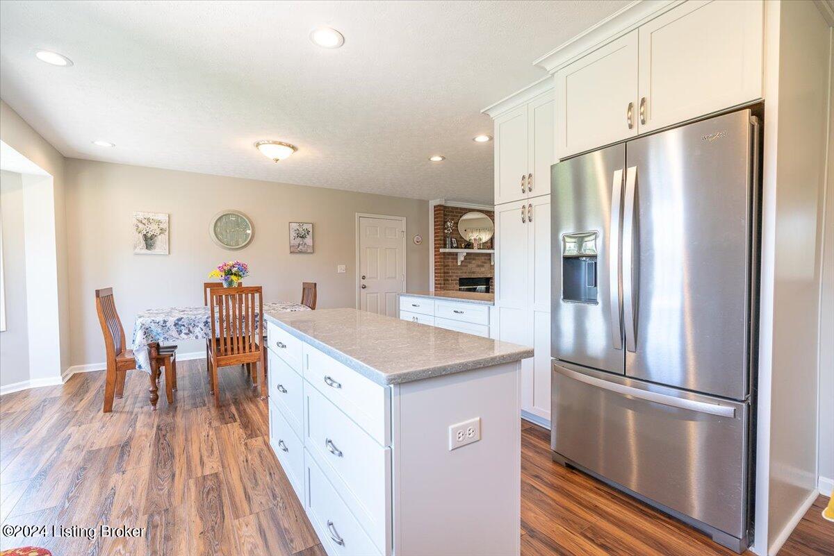 300 Routt Road Louisville, KY 40299 - Photo 13 of 70 15-300-15