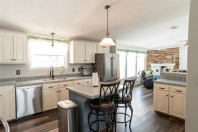 $475,000 | 593 Chisholm Hills Drive, New Fairview, TX 76078