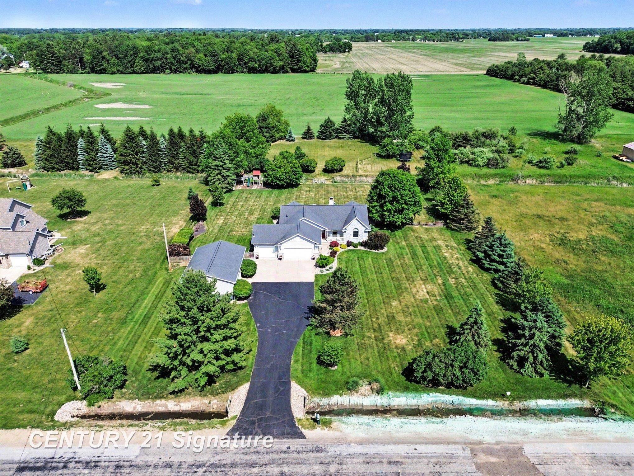 3790 North Gleaner Road Freeland, MI 48623 - Photo 41 of 45