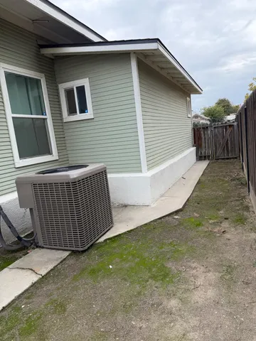 $365,000 | 1044 K Street, Reedley, CA 93654