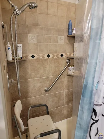 $335,000 | 2225 Redwood Avenue, Emporia, KS 66801