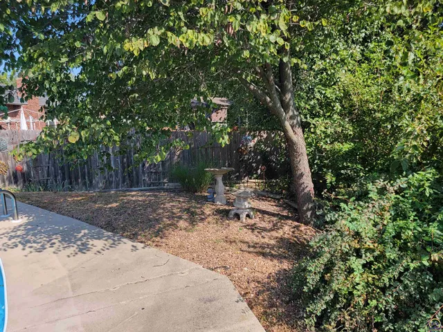 $335,000 | 2225 Redwood Avenue, Emporia, KS 66801