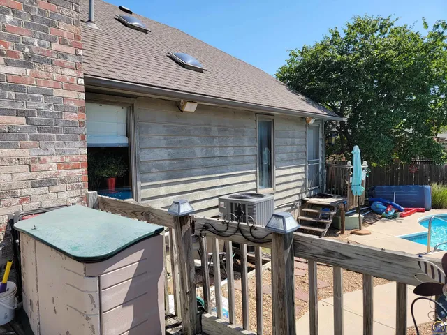 $335,000 | 2225 Redwood Avenue, Emporia, KS 66801