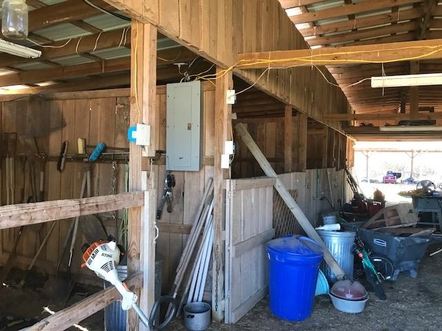 5431 Old Stage Road Adamsville, TN 38310 - Photo 16 of 25 Gallery Image 16