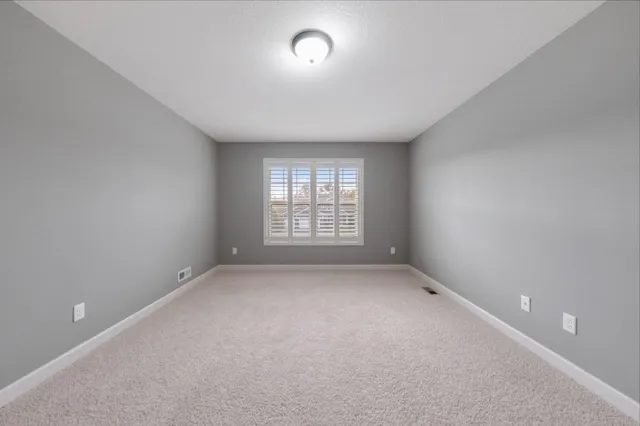 $4,295 | 16810 51st Place North, Plymouth, MN 55446