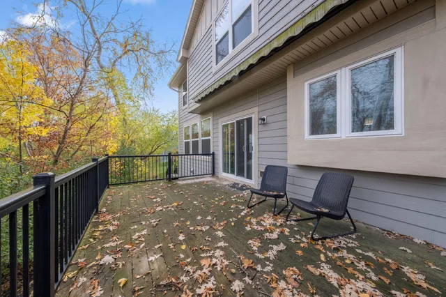 $4,295 | 16810 51st Place North, Plymouth, MN 55446