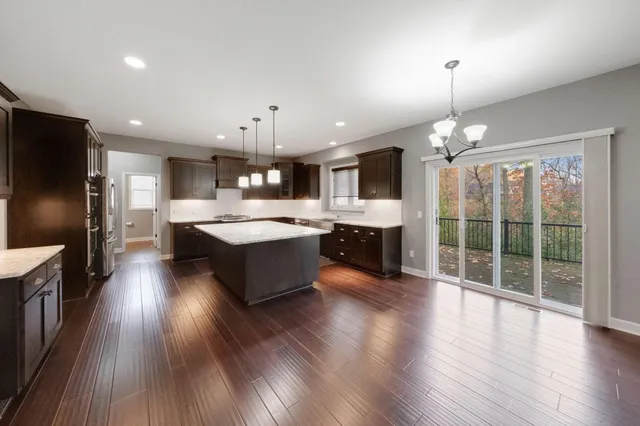 $4,295 | 16810 51st Place North, Plymouth, MN 55446